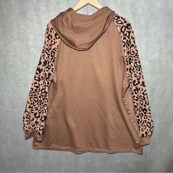 Emery Rose Leopard Print Pullover Hoodie Plus Size 4XL - Picture 2 of 7